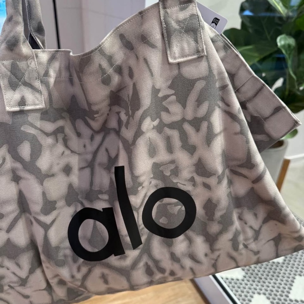 ALO Yoga Camouflage Gray Tote Bag
